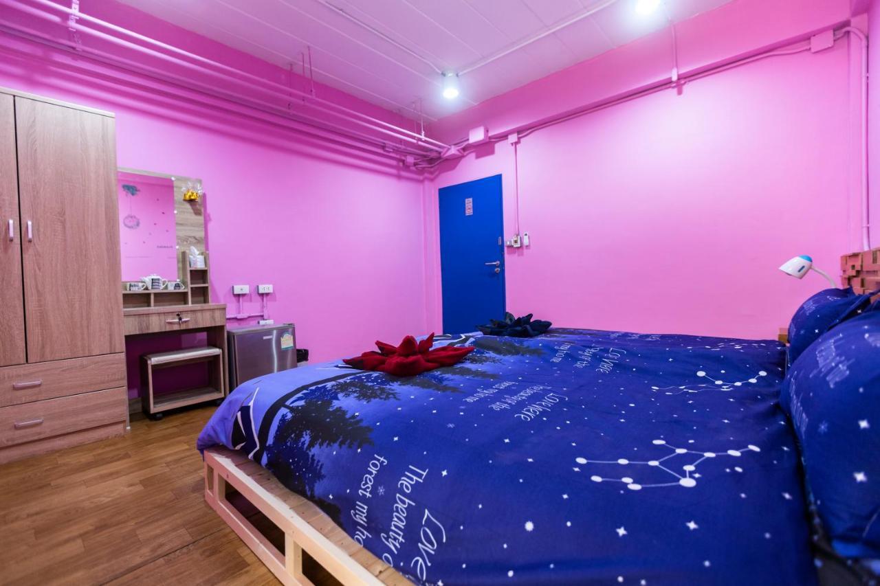Firefly Phuket Hotel パトン エクステリア 写真