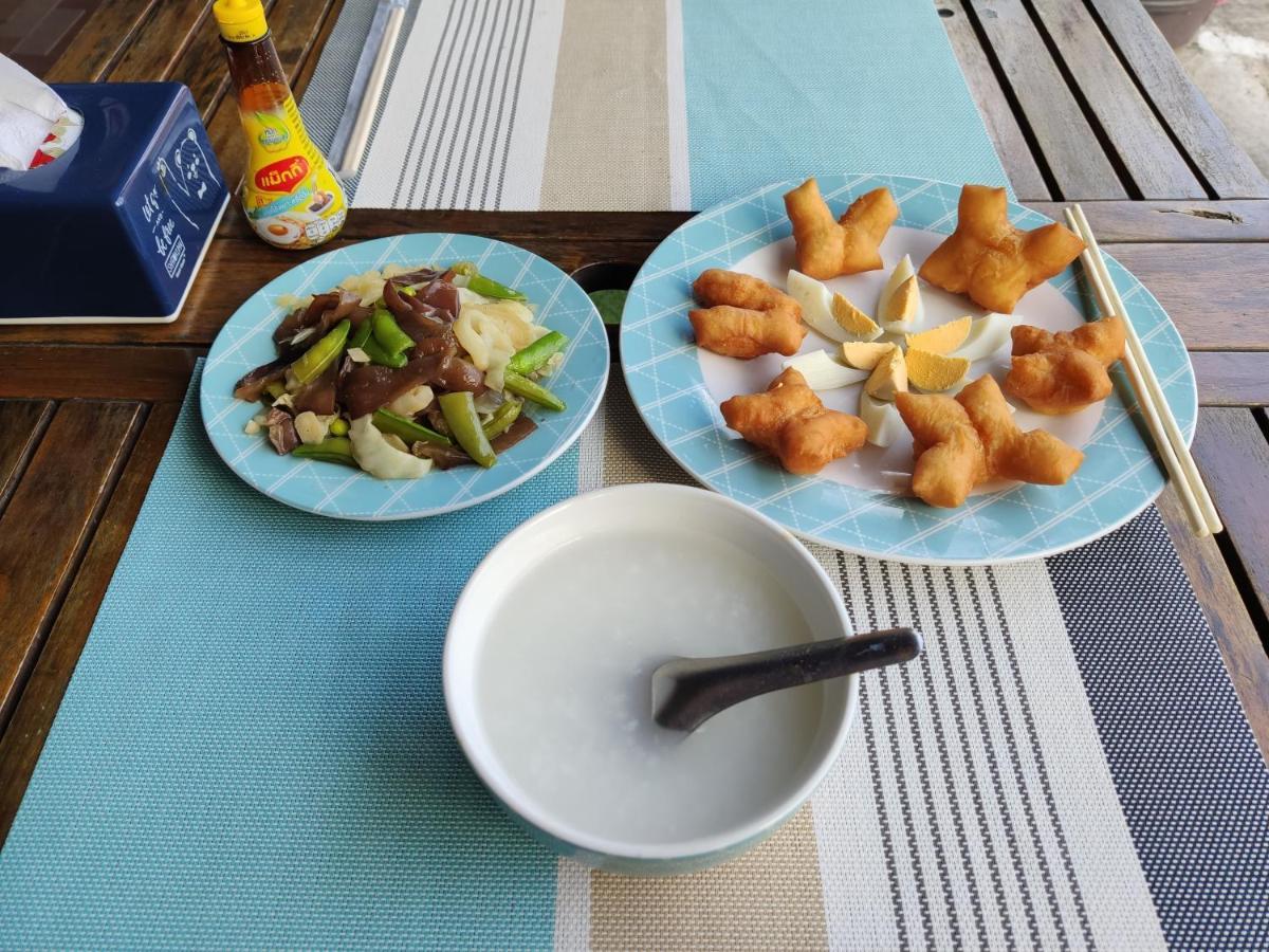 Firefly Phuket Hotel パトン エクステリア 写真
